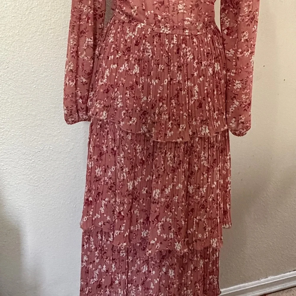 Rust Floral Tiered Long-Sleeve Maxi Dress - Picture 5 of 10